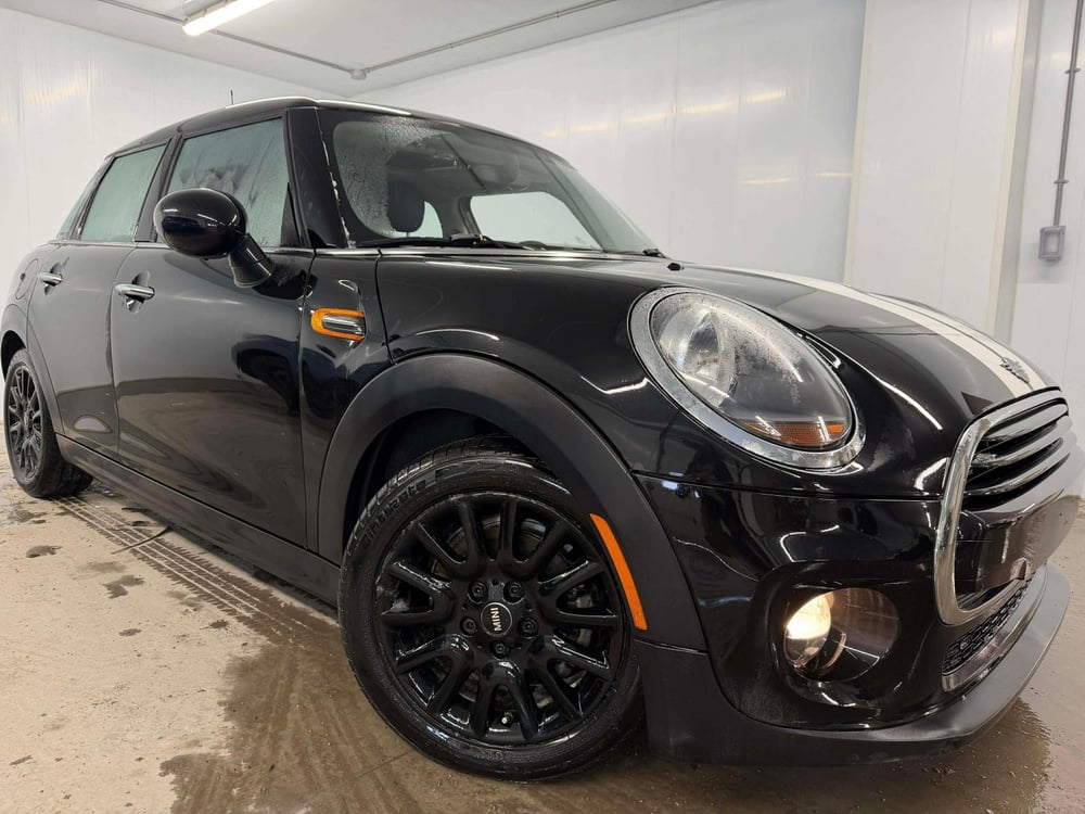 Mini Hatchback 2019 usagé à vendre (KIM00768)