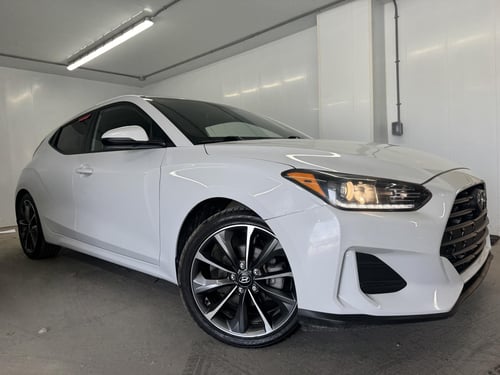 Hyundai Veloster Base 2019