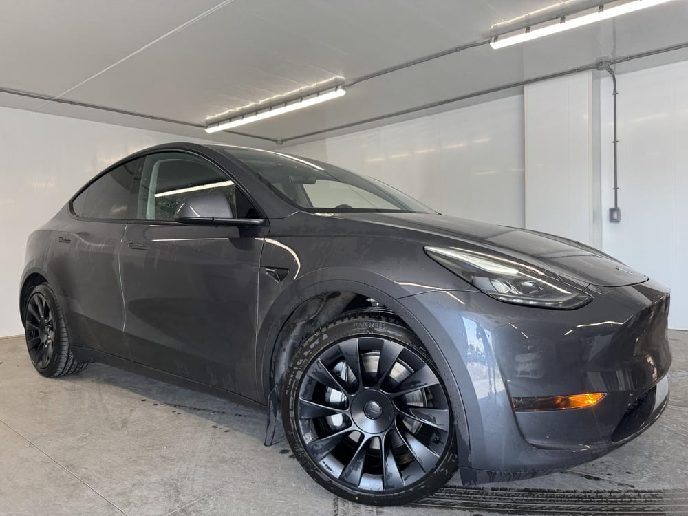 Tesla Model Y 2023 usagé à vendre (KIMT0077A)