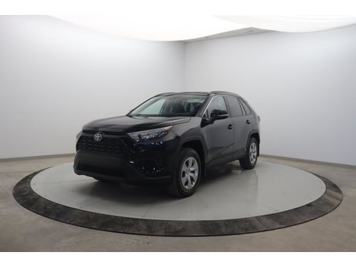 Toyota Rav4 LE 2021