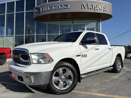RAM 1500 SLT 2015