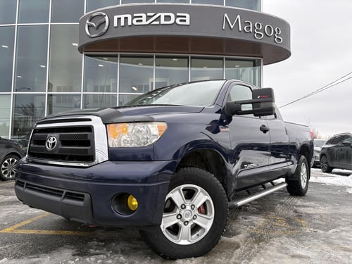 Toyota Tundra SR5 5.7 V8 2013