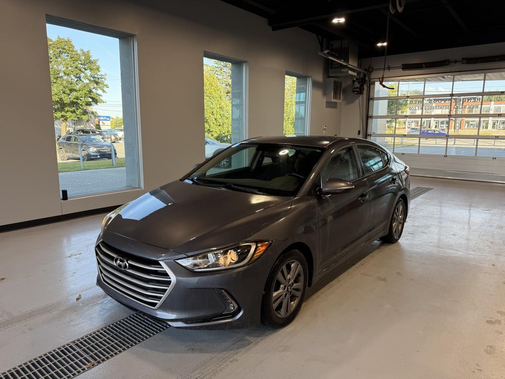 Hyundai Elantra 2018 usagé à vendre (00608)