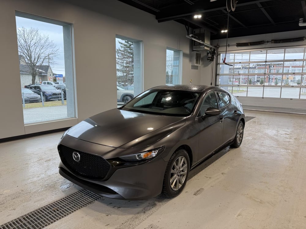 Mazda Mazda3 2023 usagé à vendre (00713)