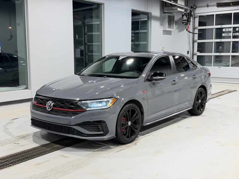 2021 Volkswagen Jetta GLI thumbnail 4