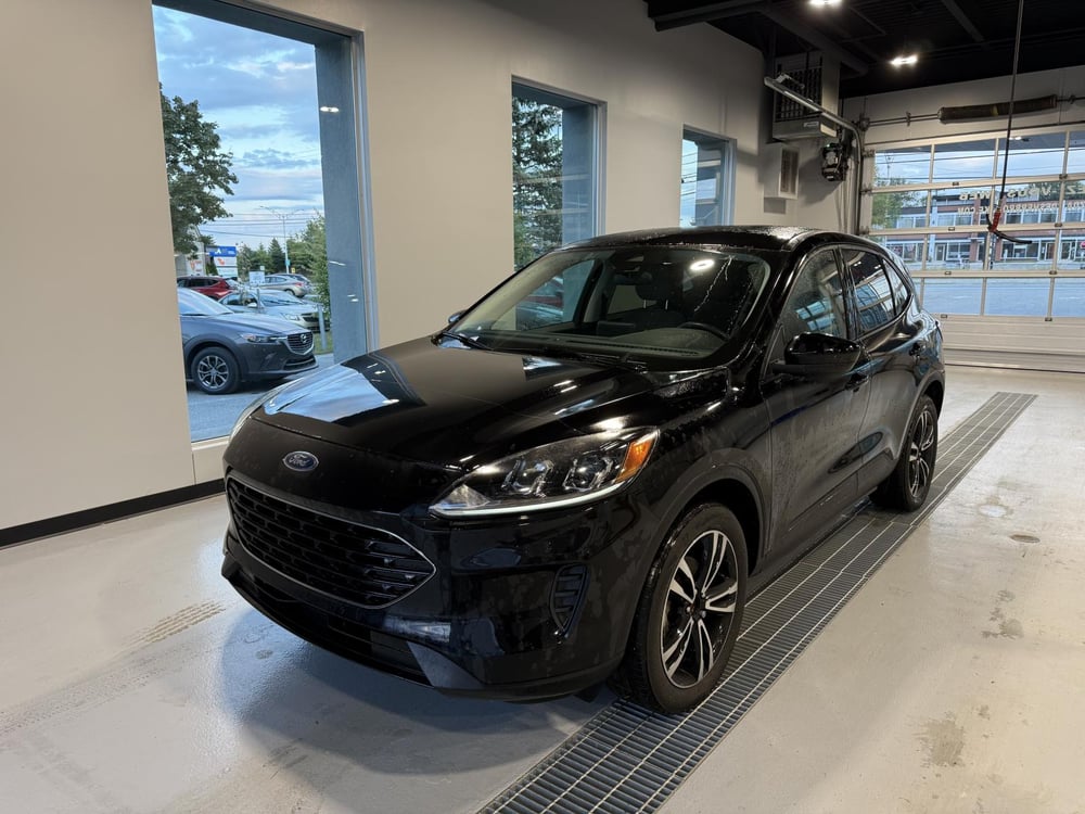 Ford Escape 2021 used for sale (MAS00614)