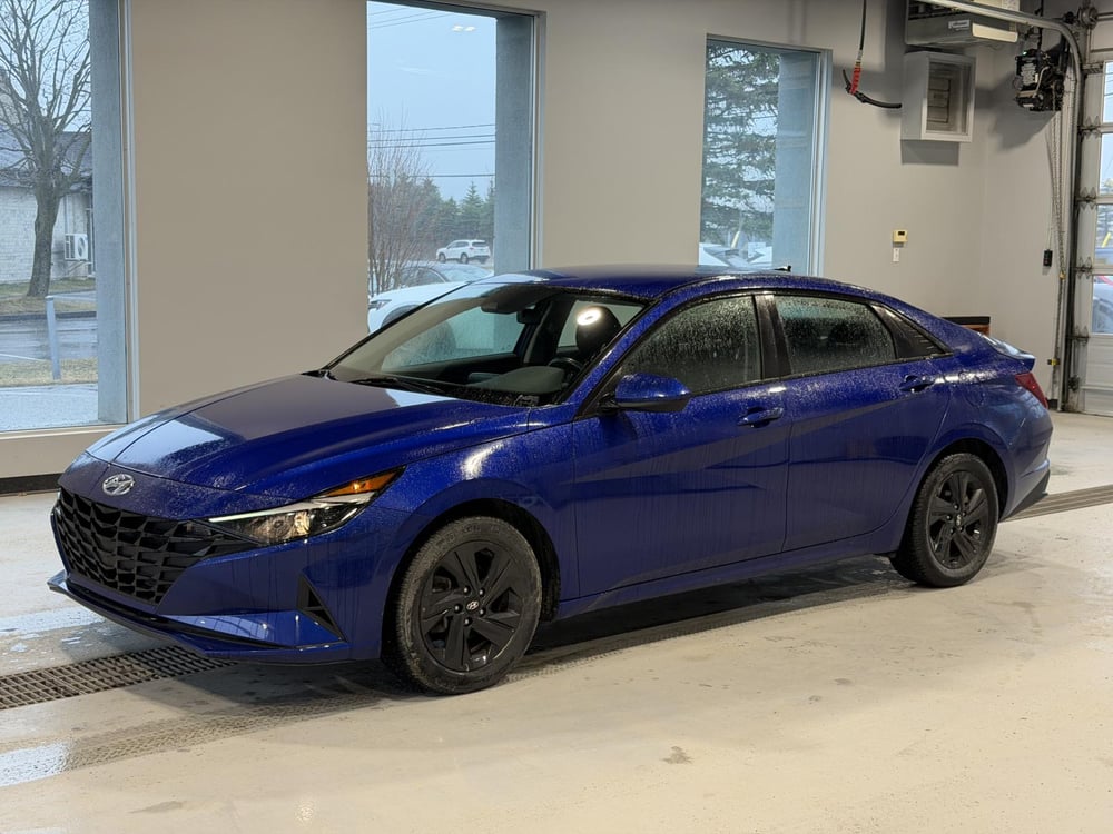Hyundai Elantra 2023 usagé à vendre (MAS00852)