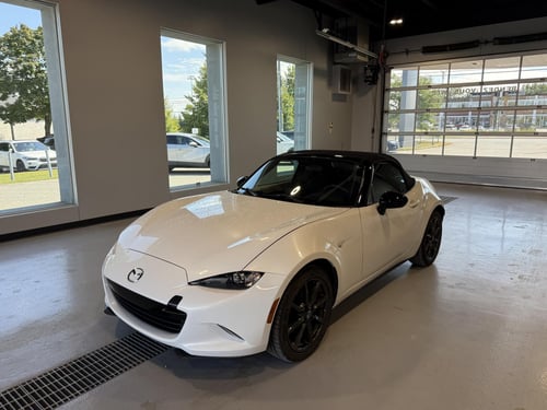 Mazda MX-5 GS 2016