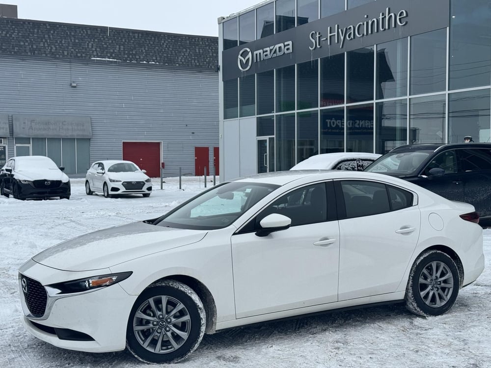 Mazda Mazda3 2024 usagé à vendre (MAH)