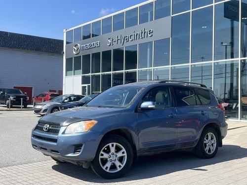 Toyota Rav4 Base 2012