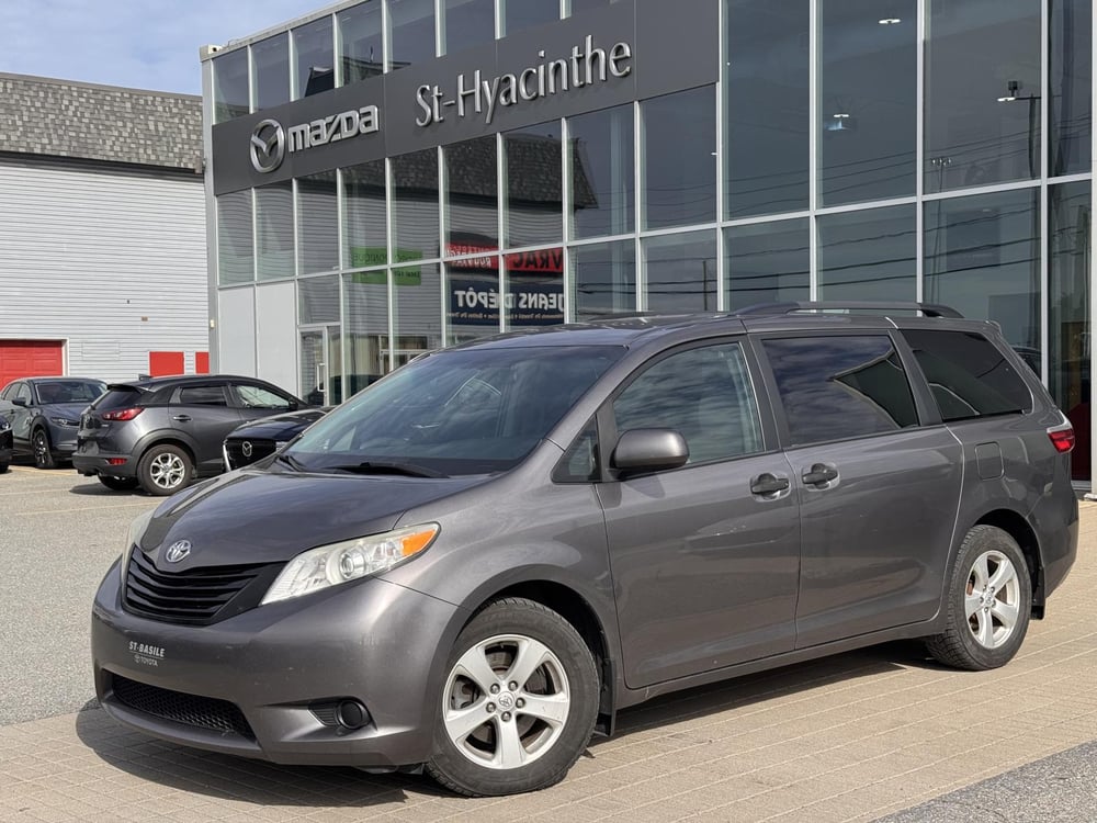 Toyota Sienna 2017 usagé à vendre (MAH112)