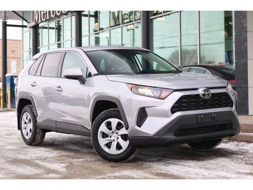Toyota Rav4 LE 2024