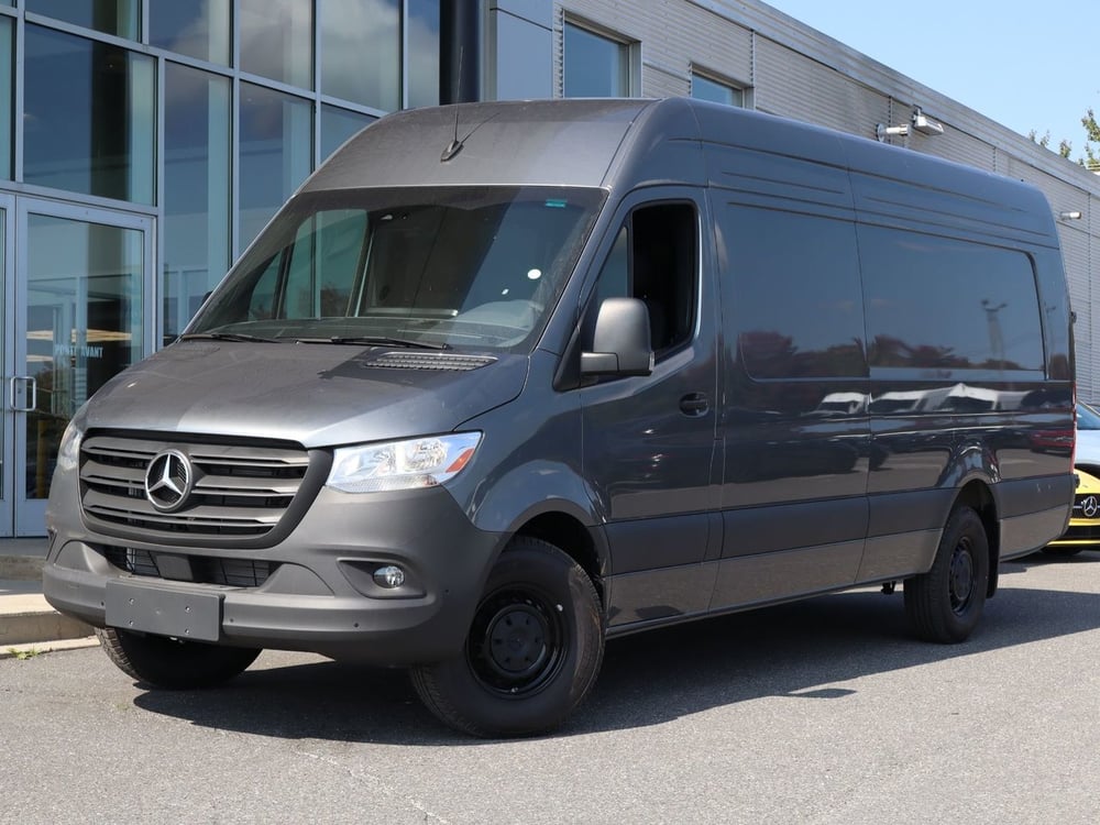 Mercedes-Benz Sprinter Cargo Van 2024 usagé à vendre (MBSNU240298)