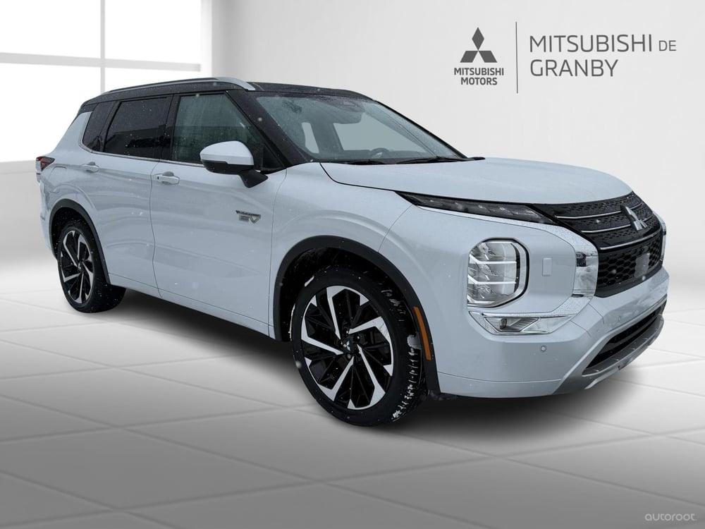 Mitsubishi Outlander PHEV 2023 usagé à vendre (MIG00027)