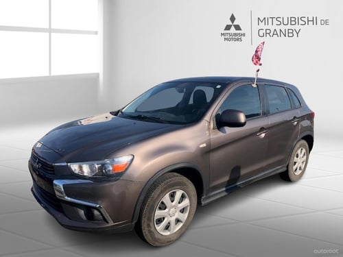 Mitsubishi RVR ES 2017