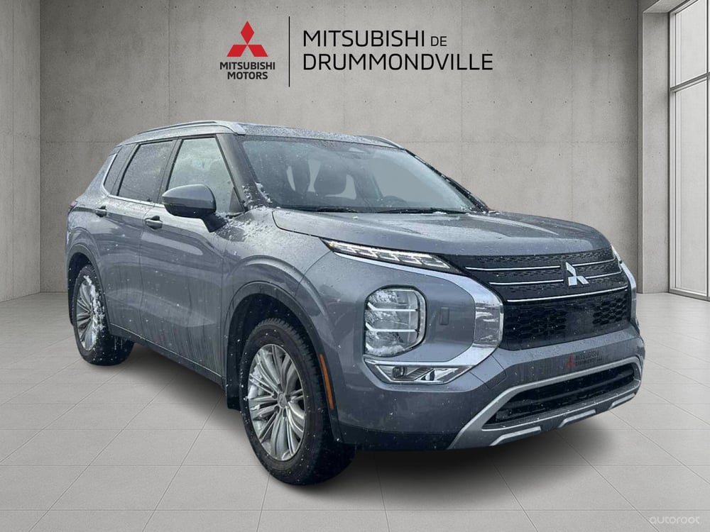Mitsubishi Outlander 2024 usagé à vendre (MIDM0082)