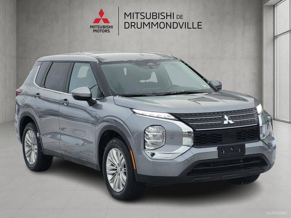 Mitsubishi Outlander 2024 usagé à vendre (MIDM0083)