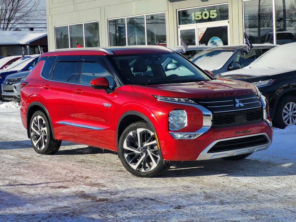 Mitsubishi Outlander PHEV 2023 usagé à vendre (MIDM0087)