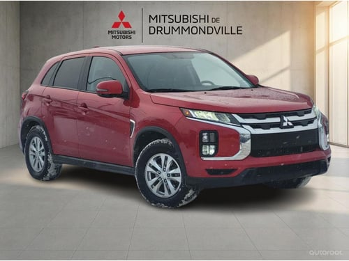 Mitsubishi RVR SE 2024