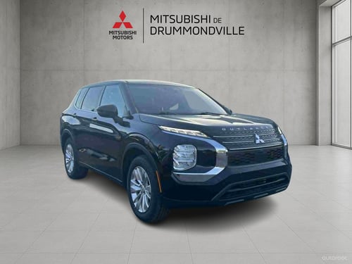 Mitsubishi Outlander ES 2022