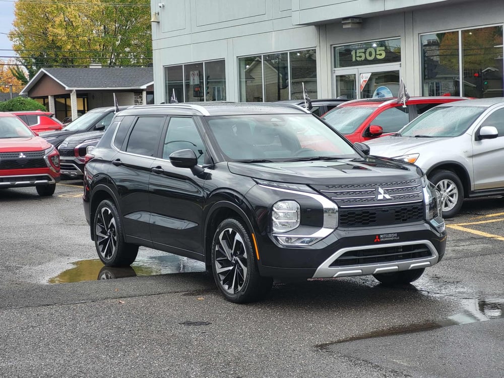 Mitsubishi Outlander 2023 usagé à vendre (MIDSM202A)