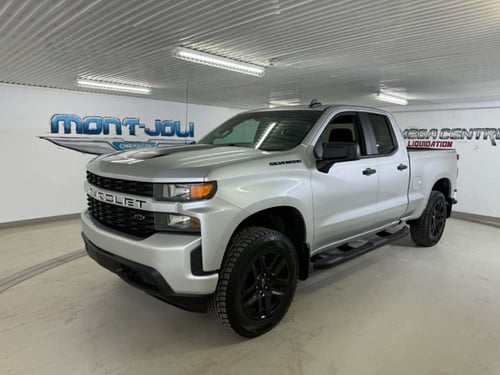 Chevrolet Silverado Custom 2020