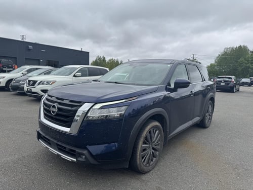 Nissan Pathfinder SL 2022