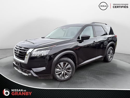 Nissan Pathfinder SV 2024