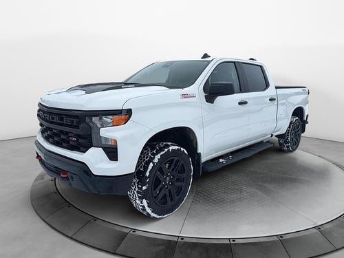 Chevrolet Silverado 1500 Custom Trail Boss 2024
