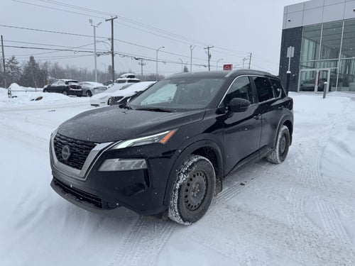 Nissan Rogue SV 2022