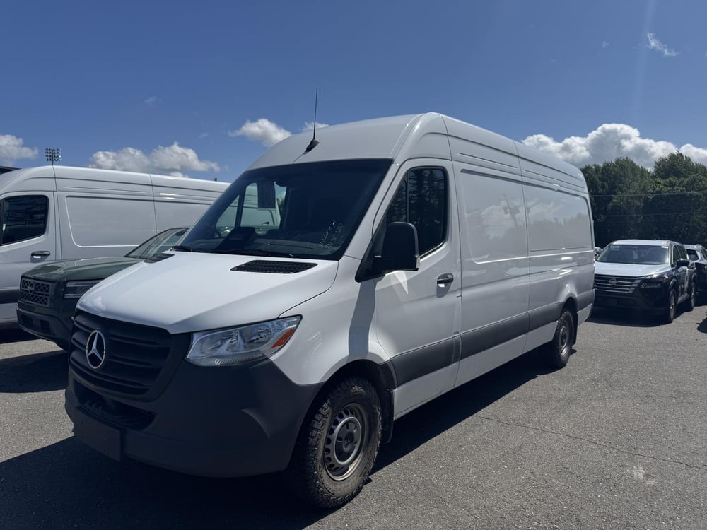 Mercedes-Benz Sprinter 2500 2025 usagé à vendre (NIG-00354)