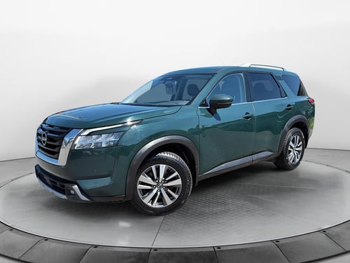 Nissan Pathfinder SL 2023