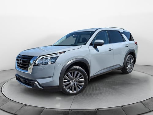 Nissan Pathfinder SL 2024