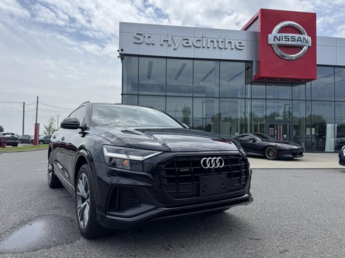 Audi Q8 Progressiv 55 2021