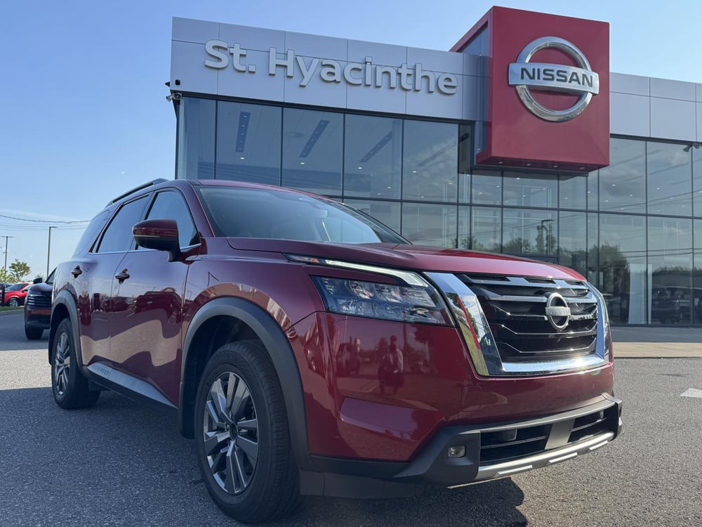 Nissan Pathfinder 2023 usagé à vendre (NIH00256)
