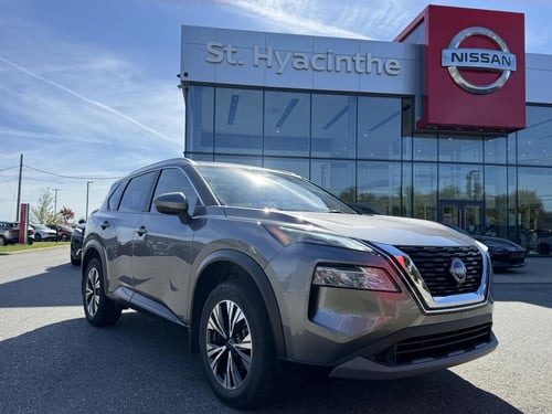 Nissan Rogue SV 2022