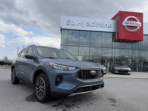 Ford Escape PHEV 2024