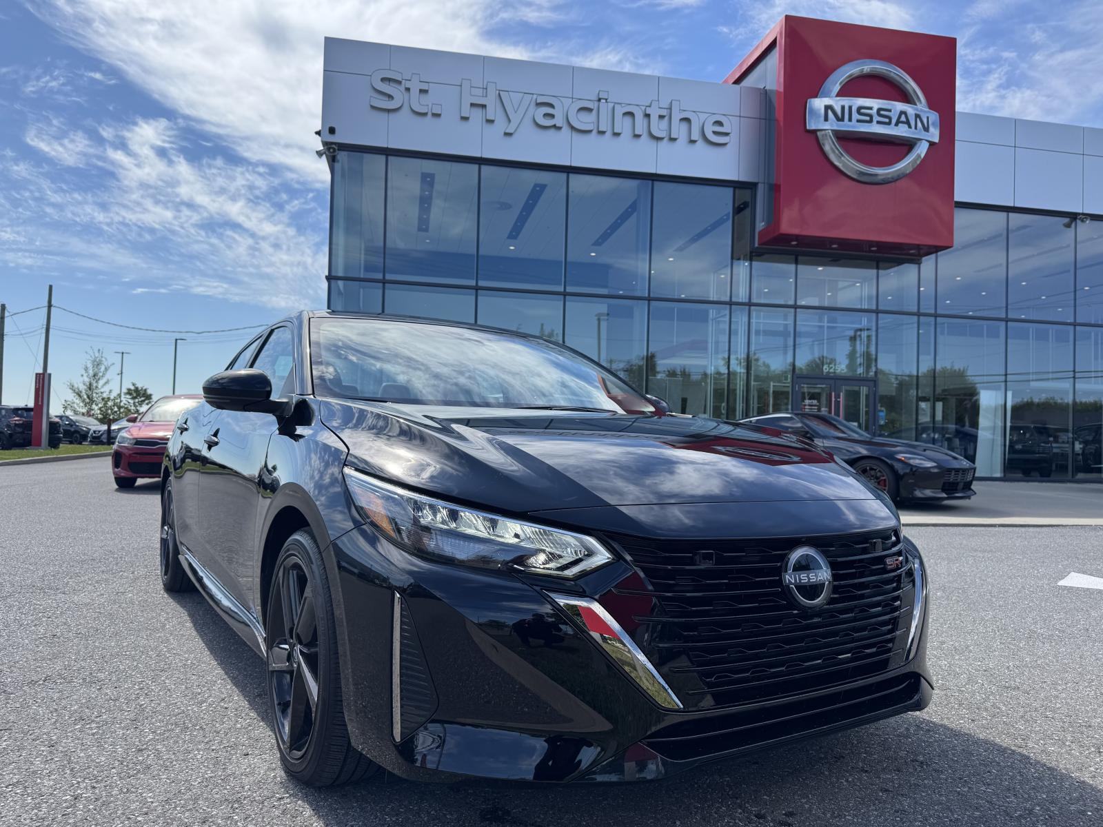 2024 Nissan Sentra SR thumbnail 2