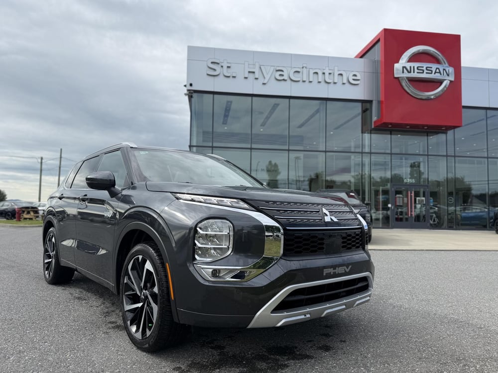 Mitsubishi Outlander 2025 usagé à vendre (NIHT0323A)