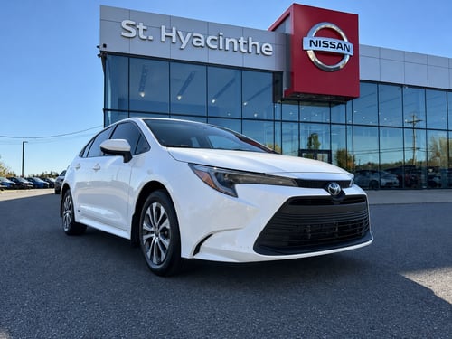 Toyota Corolla LE Hybrid 2023