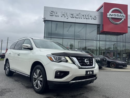 Nissan Pathfinder SV Tech 2019