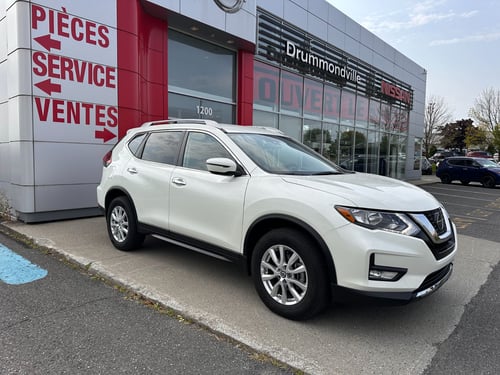 Nissan Rogue SV 2020