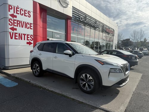 Nissan Rogue SV 2022