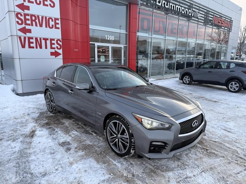 Infiniti Q50 Hybrid 2015