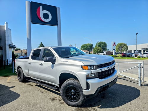 Chevrolet Silverado 1500 LTD Custom 2022