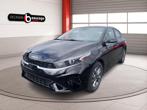 Kia Forte5 EX 2022