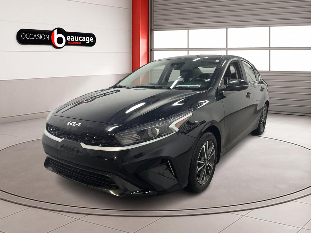 Kia Forte 2023 usagé à vendre (OCF02303)