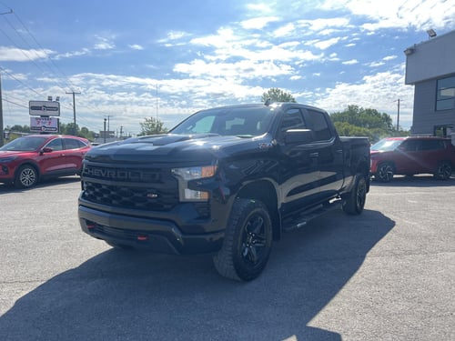 Chevrolet Silverado 1500 Custom Trail Boss 2024