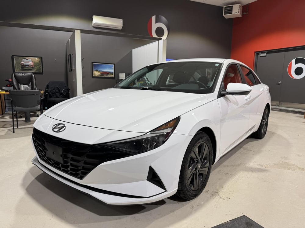 Hyundai Elantra 2023 used for sale (OCG02281)