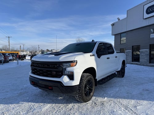 Chevrolet Silverado 1500 Custom Trail Boss 2024